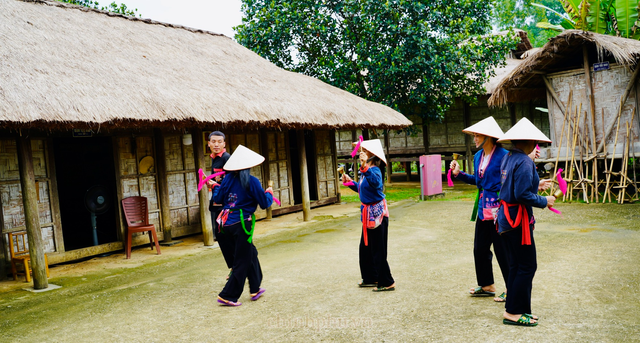 Lan tỏa cách làm du lịch văn minh tại Làng Văn hóa - Du lịch các dân tộc Việt Nam- Ảnh 3.
