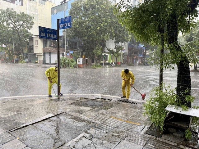 Hà Nội nâng cao năng lực ứng phó với thiên tai, thời tiết cực đoan- Ảnh 1.