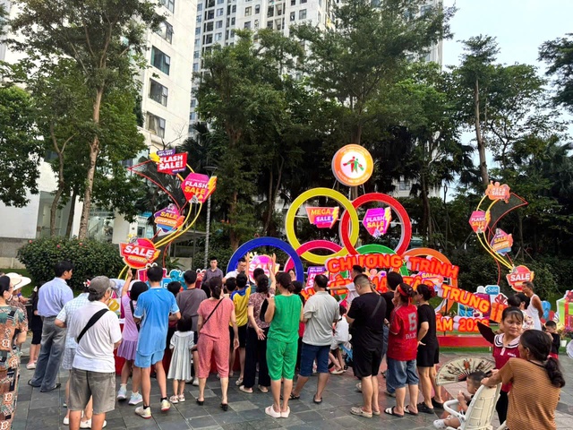 ‘Mua sắm thông minh-Kết nối số’: Khi thương mại số ‘chạm’ nhu cầu người tiêu dùng- Ảnh 2.