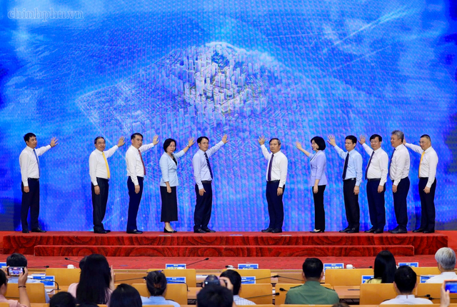Hà Nội khởi công, khánh thành 17 dự án hơn 397 nghìn tỷ đồng, tạo động lực phát triển mới- Ảnh 6.