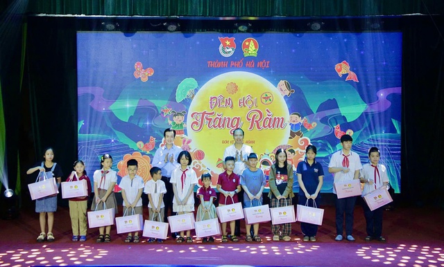 Tổ chức Tết Trung thu cho trẻ em vui tươi, an toàn, thiết thực - Ảnh 1.
