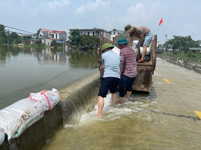 Các xã, phường Hà Nội sẵn sàng lực lượng ứng phó với thiên tai- Ảnh 1.