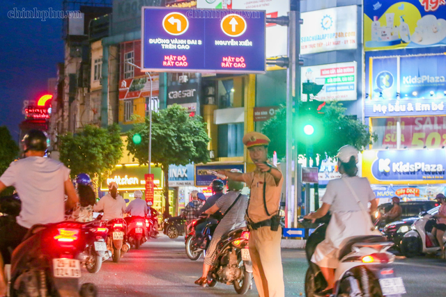 Bảo đảm an toàn, trật tự khi phương tiện trở lại Thủ đô sau nghỉ lễ- Ảnh 2.