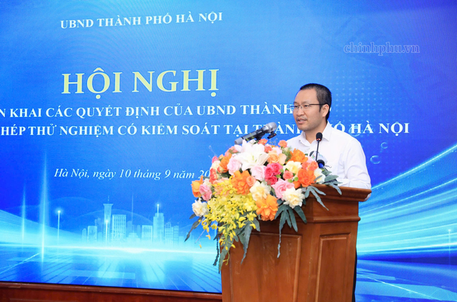 Hà Nội trao quyết định hệ thống giao thông tự hành và chế biến đất hiếm- Ảnh 5.