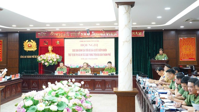 Tạo chuyển biến từ cơ sở trong tháo gỡ điểm nghẽn trật tự đô thị, ùn tắc giao thông- Ảnh 1.
