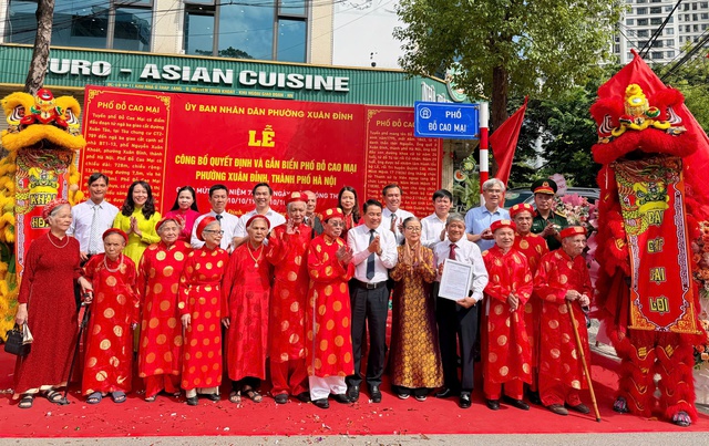 Hà Nội gắn biển tên phố Đỗ Cao Mại tại phường Xuân Đỉnh- Ảnh 3.