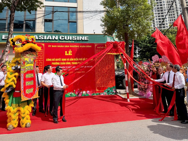 Hà Nội gắn biển tên phố Đỗ Cao Mại tại phường Xuân Đỉnh- Ảnh 1.