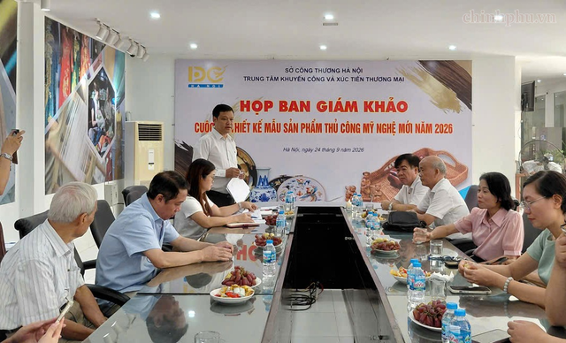 Hà Nội chấm điểm gần 400 sản phẩm thủ công mỹ nghệ mới - Ảnh 1.