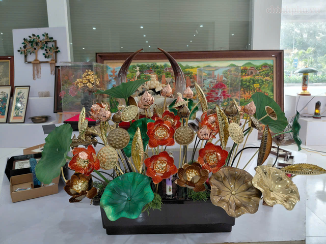 Hà Nội chấm điểm gần 400 sản phẩm thủ công mỹ nghệ mới - Ảnh 2.