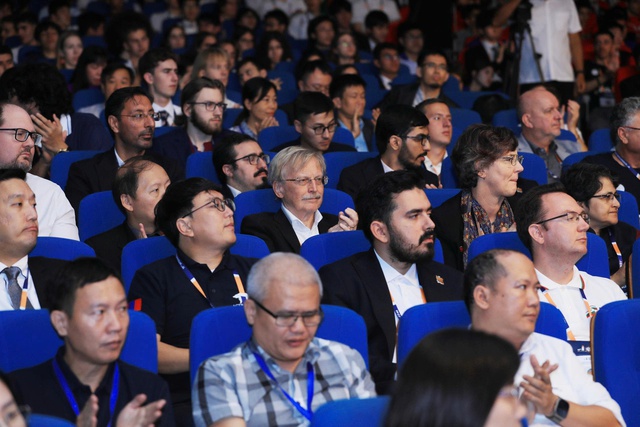 Khai mạc Kỳ thi Olympic Thiên văn và Vật lý thiên văn quốc tế lần thứ XIX tại Hà Nội- Ảnh 4.