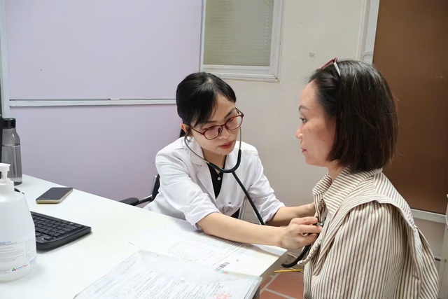Triển khai khám sức khỏe miễn phí cho người dân từ 18 tuổi- Ảnh 1.