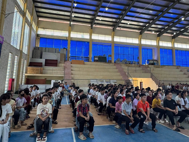 Hà Nội cấp hỗ trợ gần 55 tấn gạo cho học sinh trường phổ thông dân tộc nội trú- Ảnh 3.