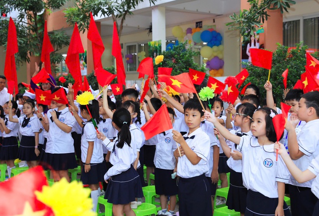 Bảo đảm an toàn giao thông cho học sinh Thủ đô ngày khai trường- Ảnh 2.