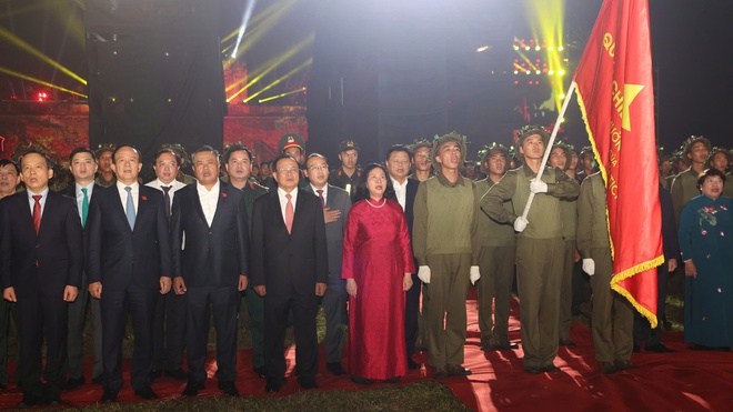 Tự hào, lắng đọng 'Hà Nội - Bản hùng ca phố'- Ảnh 4.