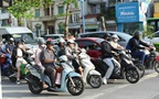 H&#224; Nội đề xuất nhiều ch&#237;nh s&#225;ch cụ thể hỗ trợ người d&#226;n chuyển đổi xe điện