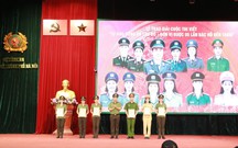 Tổng kết phong tr&#224;o thi đua kỷ niệm 60 năm Ng&#224;y B&#225;c Hồ về thăm C&#244;ng an H&#224; Nội