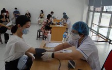 Trong 24h, Hà Nội ghi nhận 370 ca mắc COVID-19