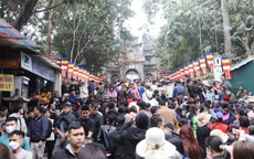 Khai hội chùa Hương năm 2023