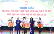 H&#224; Nội: Trao giải Cuộc thi &#39;T&#236;m hiểu Luật Thực hiện d&#226;n chủ ở cơ sở&#39;