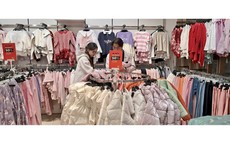 ‘Ng&#224;y hội khuyến mại th&#225;ng 11’: Tưng bừng khuyến mại-Rộn r&#224;ng mua sắm