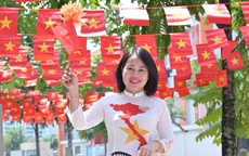 Người Hiệu trưởng giữ ngọn lửa y&#234;u nghề để gieo mầm hạnh ph&#250;c