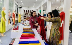 Khai mạc Triển l&#227;m chuy&#234;n đề ng&#224;nh th&#234;u ren, lụa, &#225;o d&#224;i, t&#250;i vải 2025