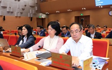 Th&#244;ng qua nghị quyết về định mức ph&#226;n bổ ng&#226;n s&#225;ch v&#224; tỷ lệ điều tiết nguồn thu