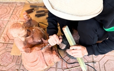 Về l&#224;ng Thiết &#218;ng kh&#225;m ph&#225; &#39;c&#225;i n&#244;i&#39; nghề chạm khắc gỗ mỹ nghệ