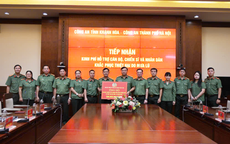 C&#244;ng an Thủ đ&#244; tiếp tục h&#224;nh tr&#236;nh hỗ trợ đồng b&#224;o v&#249;ng lũ tại tỉnh Kh&#225;nh H&#242;a