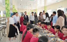 Th&#250;c đẩy m&#244;i trường thực phẩm an to&#224;n-Nền tảng cho sức khỏe cộng đồng