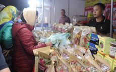 Bảo đảm an to&#224;n thực phẩm tại c&#225;c hội chợ dịp cuối năm