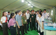 Thứ trưởng Bộ Y tế Trần Văn Thuấn kiểm tra công tác y tế phục vụ sự kiện A80