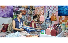 Để sản phẩm thủ công mỹ nghệ ‘vững chân’ trên thị trường quốc tế