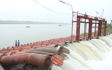 Đợt 1 lấy nước khởi động: Hà Nội vận hành 96 trạm bơm