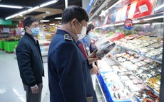Quyết liệt ngăn chặn thực phẩm bẩn, hàng lậu trước Tết Bính Ngọ