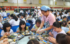 Hà Nội ban hành Quy trình 10 bước chuẩn hóa Bữa ăn Bán trú