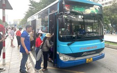 Hà Nội chính thức vận hành hệ thống vé điện tử liên thông giao thông công cộng