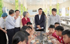 Siết chặt an toàn thực phẩm trong tổ chức bữa ăn bán trú trường học