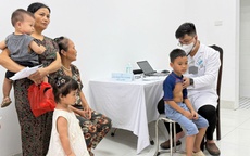 Chủ động khám định kỳ, bảo vệ sức khỏe toàn diện cho trẻ