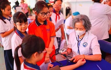 Bắt đầu khám sức khỏe miễn phí cho trẻ em mầm non và học sinh phổ thông