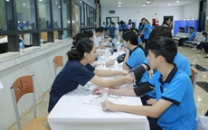 6.000 học sinh Phường Hoàng Liệt được khám sàng lọc sức khỏe miễn phí