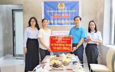 Bàn giao nhà 'Mái ấm Công đoàn' cho đoàn viên có hoàn cảnh khó khăn tại xã Đoài Phương