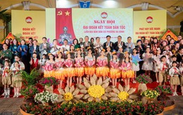 Party chief joins Great National Unity Festival in Ha Noi's Thuong Cat ward