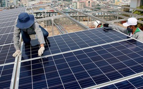 H&#224; Nội đẩy mạnh đầu tư c&#225;c dự &#225;n điện mặt trời