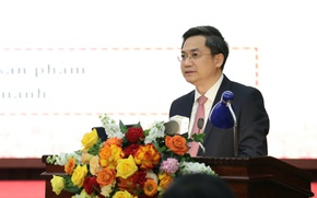 Đổi mới công tác cán bộ, xây dựng đội ngũ đáp ứng yêu cầu mới