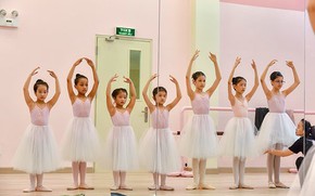 H&#224; Nội: Y&#234;u cầu c&#225;c trường kh&#244;ng tổ chức dạy th&#234;m cho học sinh dịp h&#232;