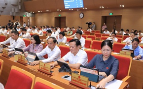 Hà Nội thông qua chính sách hỗ trợ người hoạt động không chuyên trách nghỉ việc sau sắp xếp