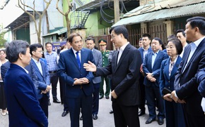 Tạo điều kiện thuận lợi để mọi công dân thực hiện đầy đủ quyền bầu cử