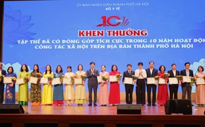 Cầu nối giữa người bệnh với hệ thống dịch vụ y tế, an sinh xã hội