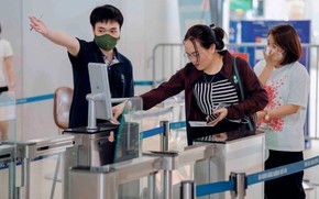 Hà Nội: Hơn 5,7 triệu lượt khách đi tàu điện sử dụng sinh trắc học, VNeID